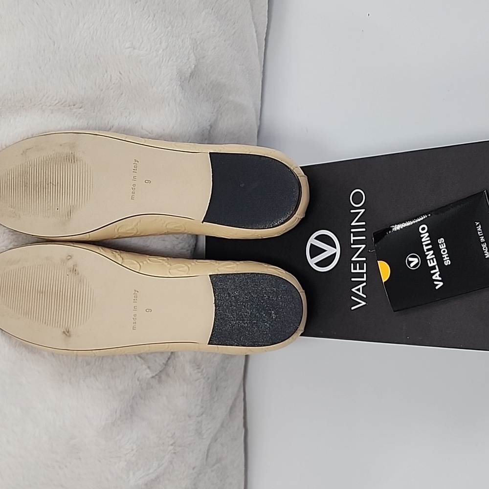 Valentino Ballet Flat by Mario Valentino Calliope Vlogo Leather Size Euro 9 US 8 - Picture 5 of 6